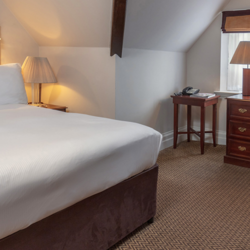 <p>WALLFLOWER ROOM</p>