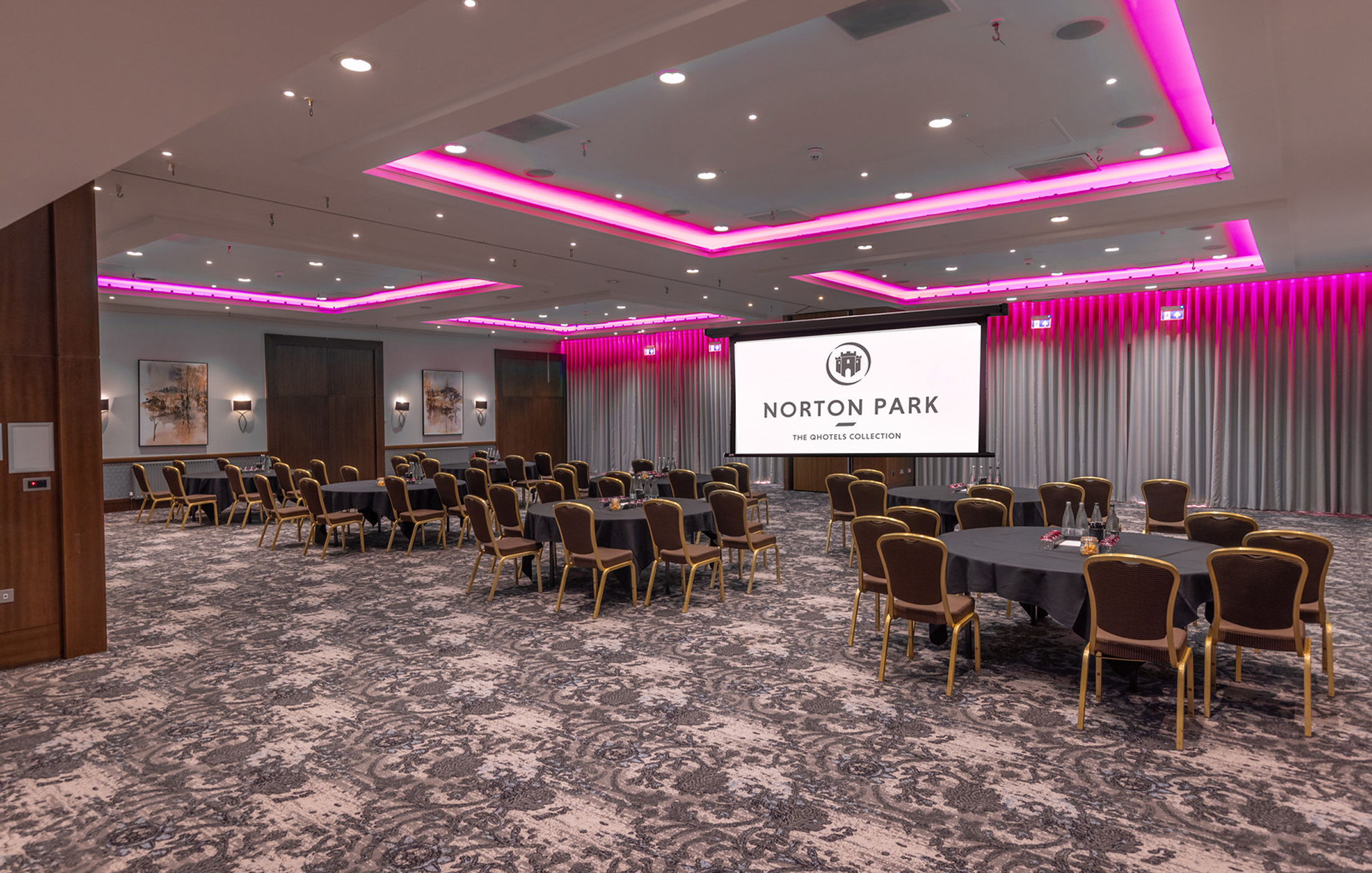 Norton Suite Cabaret 3