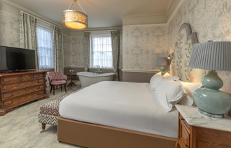 Mainsuite Carousel Desktop Tulip Suite Carousel 5