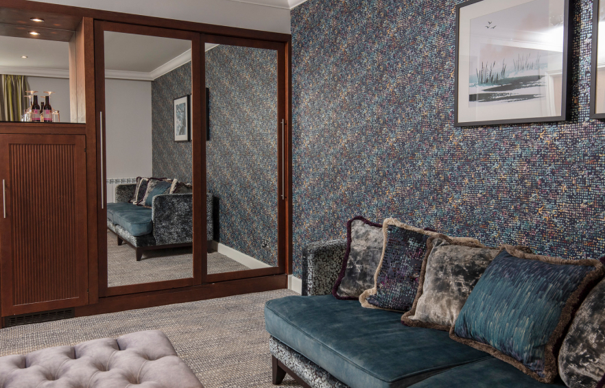 Mainsuite Carousel Desktop Bridal Suite 5