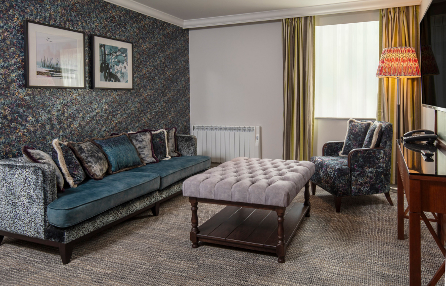 Mainsuite Carousel Desktop Bridal Suite 7