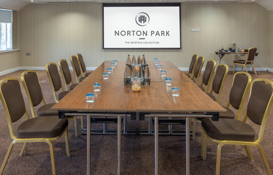 Carousel Desktop Wonston Suite Carousel 2