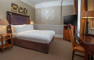 Mainmanorhouse Carousel Desktop Manor House Double Carousel 1